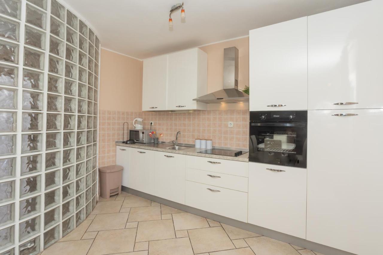 Apartment Mozart Шибеник Екстер'єр фото