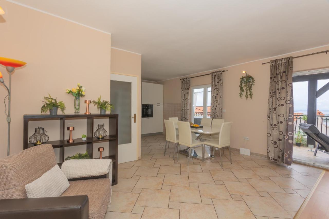 Apartment Mozart Шибеник Екстер'єр фото