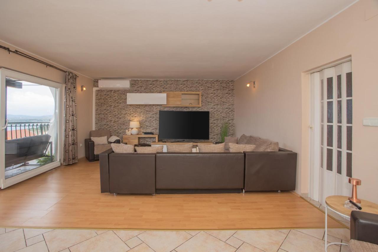 Apartment Mozart Шибеник Екстер'єр фото