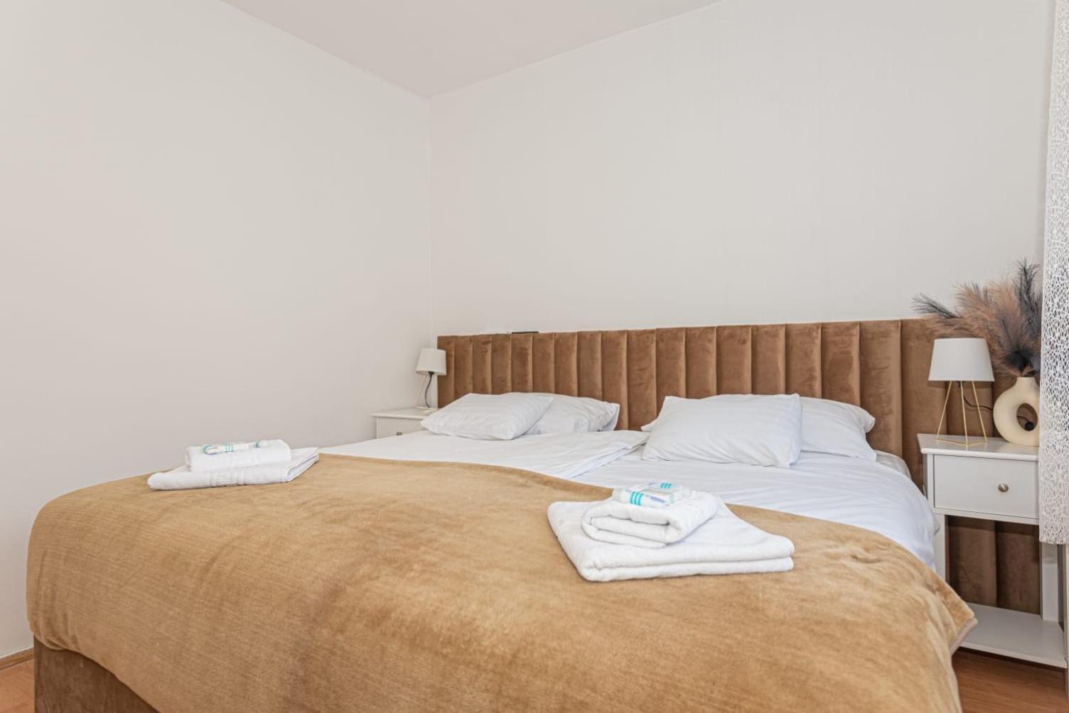 Apartment Mozart Шибеник Екстер'єр фото